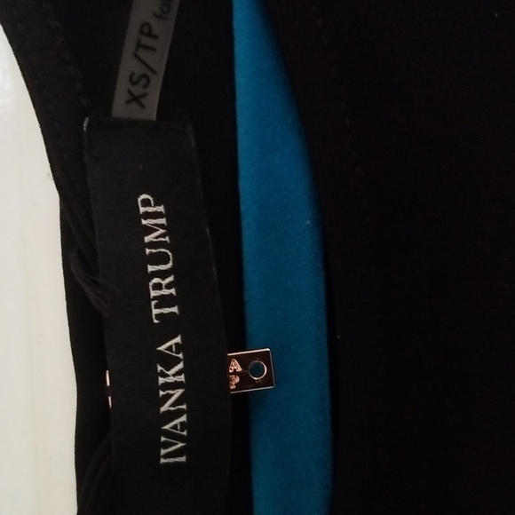 Ivanka Trump top - Picture 2 of 5